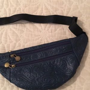 Blue Italian leather belt bag. New💙